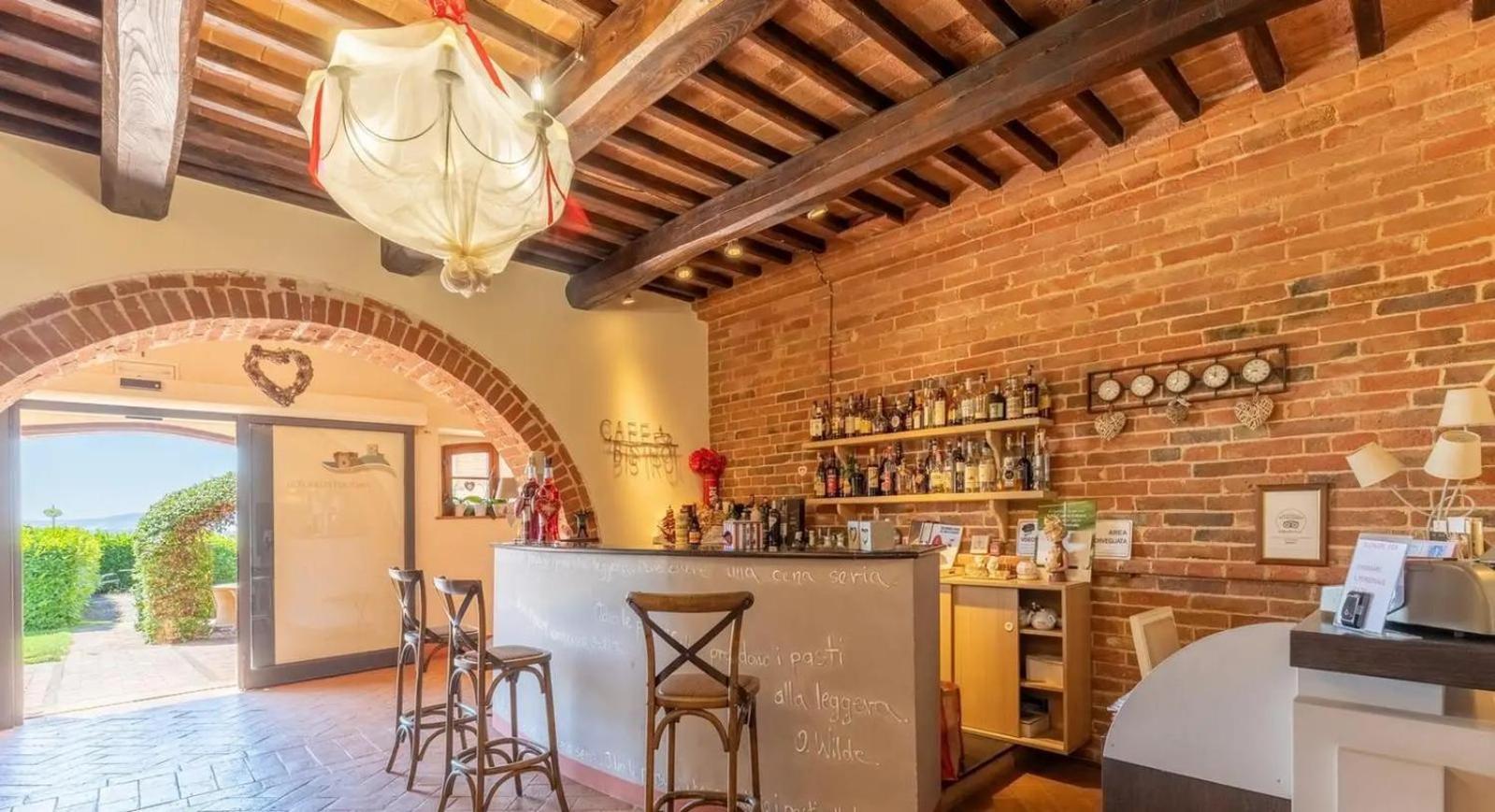 Agriturismo Le Torri Di Porsenna Petrignano Del Lago Eksteriør billede